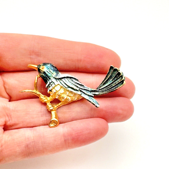 Vintage Bird Brooch Gold Tone Green White Jay Perched On A Branch Gerrys 2" - Picture 5 of 7